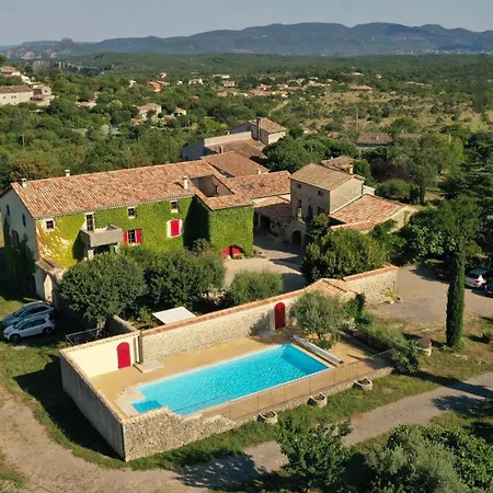 L'escoussou 110m2, 3etoiles, 3ch, Charme, Nature, Piscine Chauffee, Sud Ardeche * Joyeuse