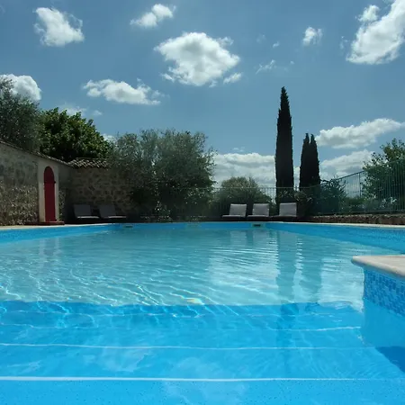 L'escoussou 110m2, 3etoiles, 3ch, Charme, Nature, Piscine Chauffee, Sud Ardeche דירה *